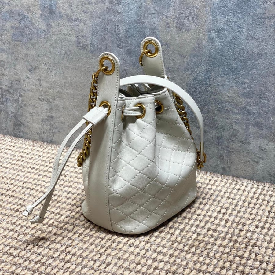 حقيبة سانت لوران كاساندر باكيت Saint Laurent Cassandre Small Bucket