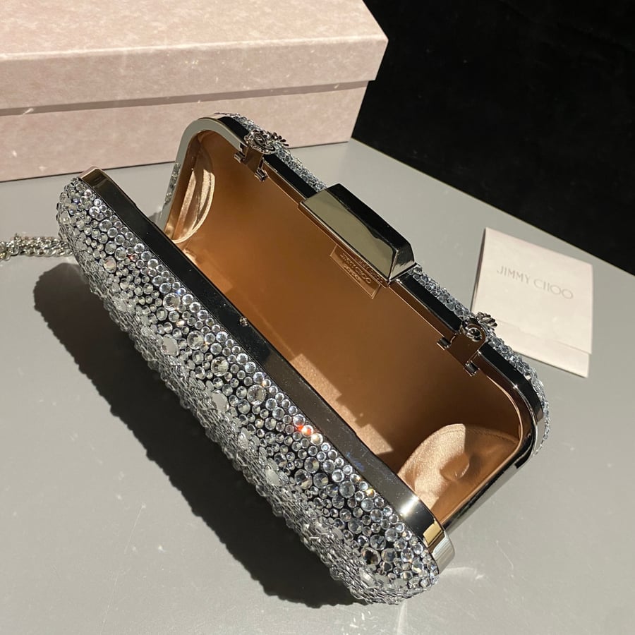 حقيبة يد كلاتش جيمي تشو مرصعة بالكريستال Jimmy Choo Cloud Clutch