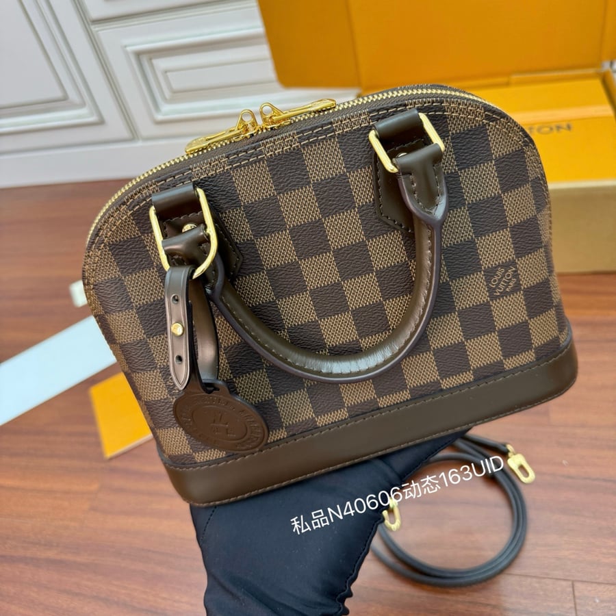 شنطة لويس فيتون N40606 Alma BB Monogram Canvas LV