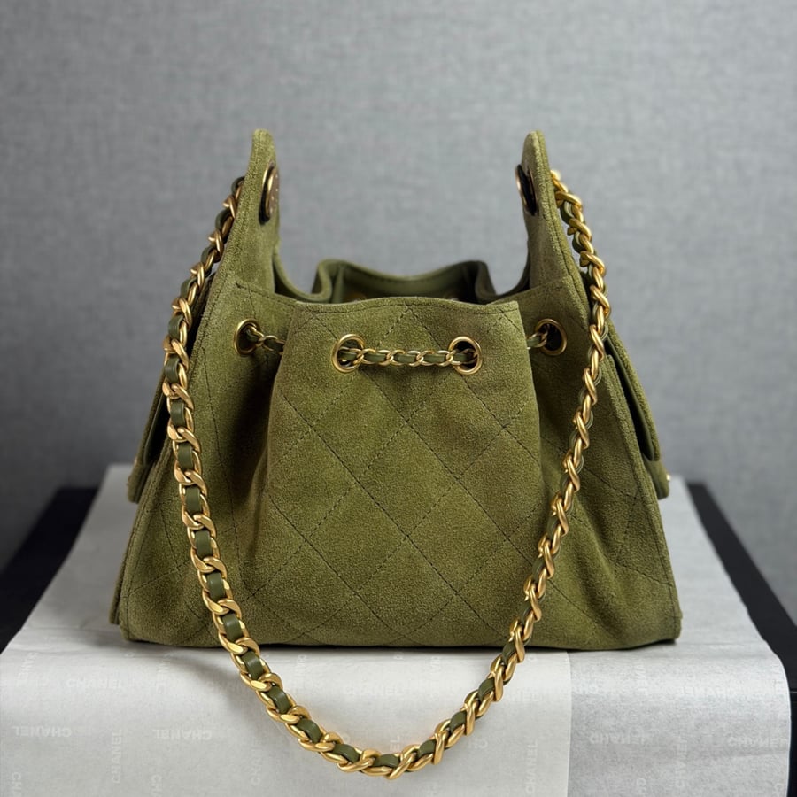 حقيبة شانيل هوبو مقاس ميني Chanel Hobo 26c Mini