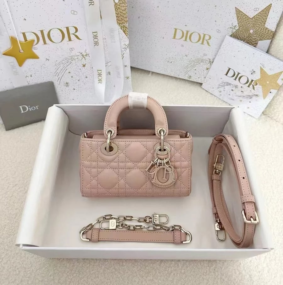 شنطة ديور لون زهري Lady D-Joy Micro Bag