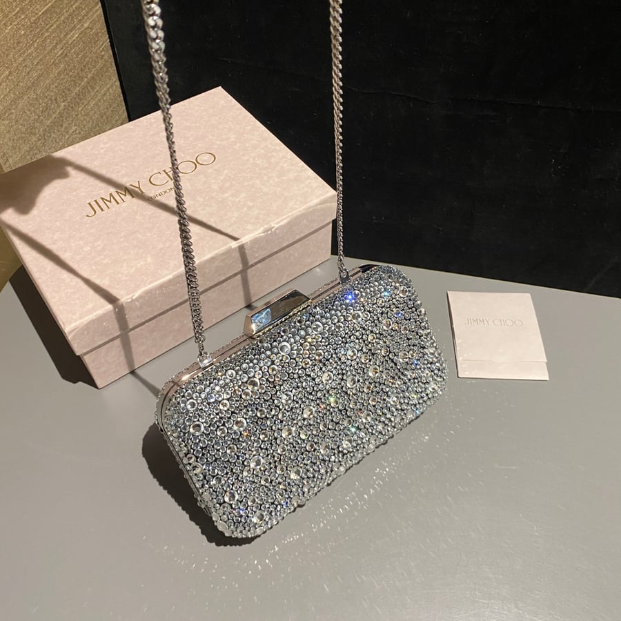 حقيبة يد كلاتش جيمي تشو مرصعة بالكريستال Jimmy Choo Cloud Clutch