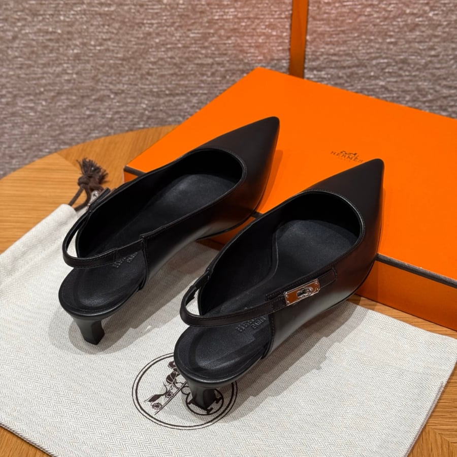 صندل هيرميس هاند ميد Hermes 616 Lover SANDAL