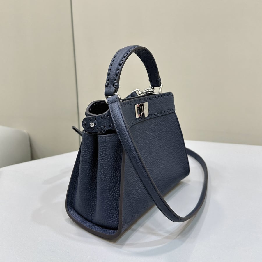 حقيبة فيندي بيكابو Fendi Peekaboo Night Mist Blue