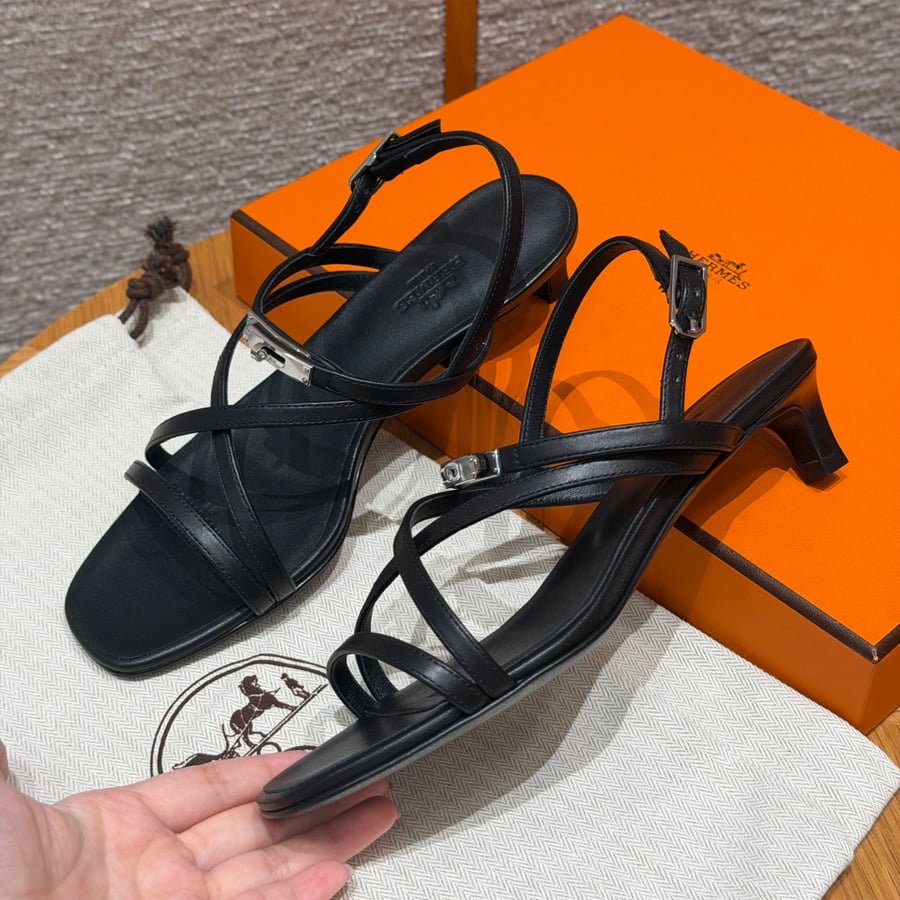 صندل هيرميس هاند ميد Hermes 631 Muse SANDAL