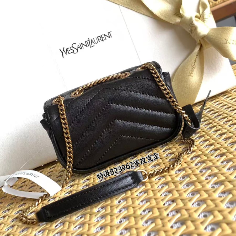 حقيبة سانت لوران LOULOU صغيرة من جلد الحمل Saint Laurent