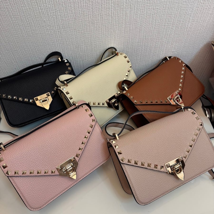 حقيبة كتف روكستاد فالنتينو غارافاني Valentino Garavani Rockstud Small