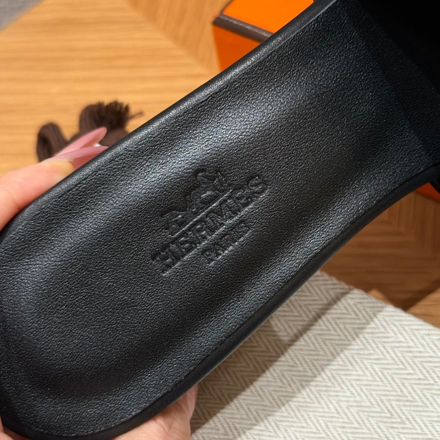صندل جيجي كيلي بكعب عال هاند ميد Hermes 187 Gigi kelly SANDAL
