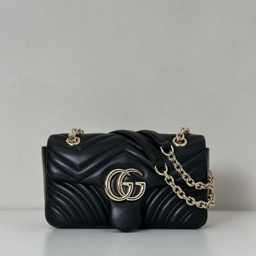 شنطة قوتشي جي جي مارومنت لون أسود Gucci GG Marmont Small Shoulder 23CM