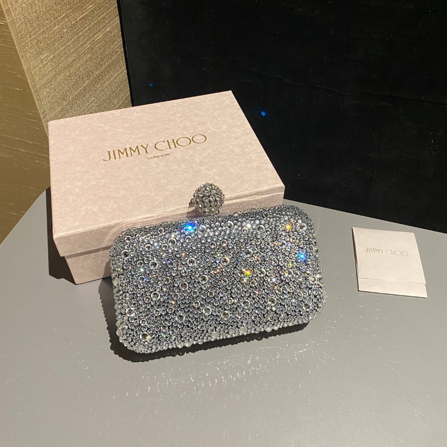 حقيبة يد كلاتش جيمي تشو مرصعة بالكريستال Jimmy Choo Cloud Clutch
