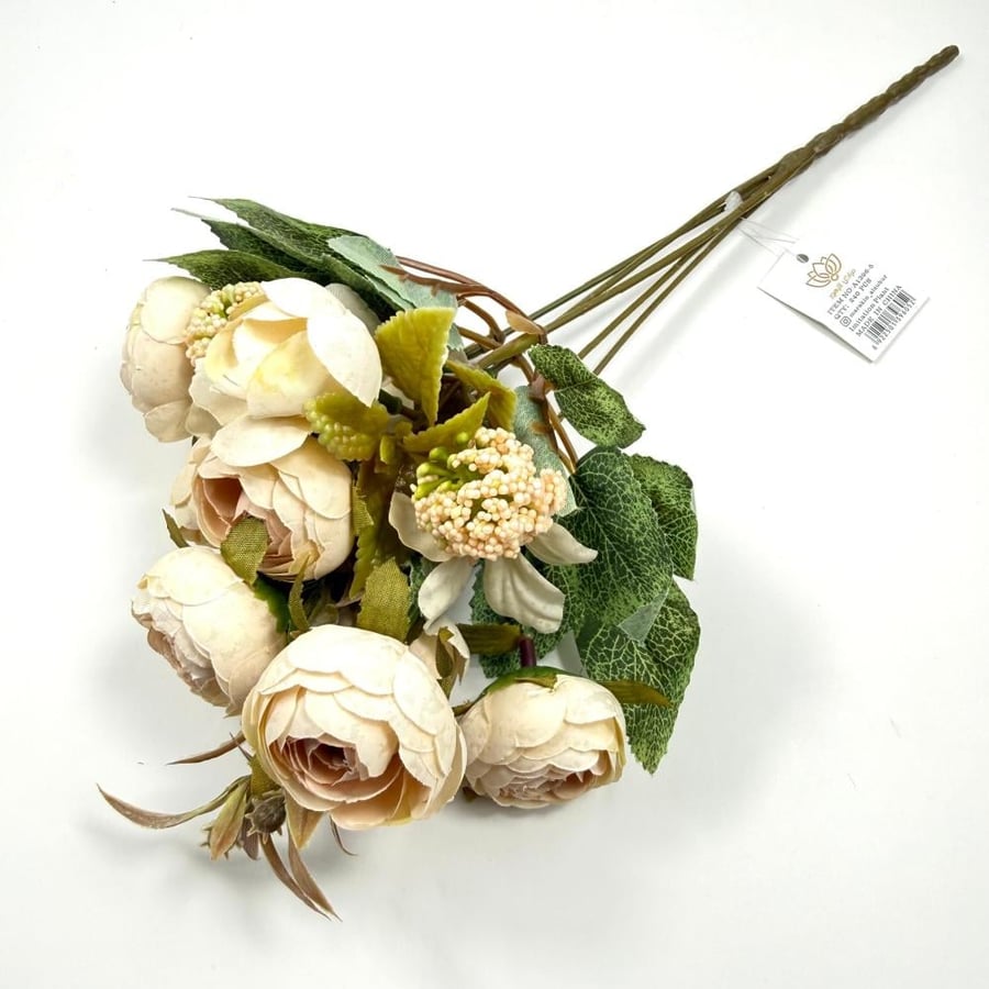 باقة زهور صناعية