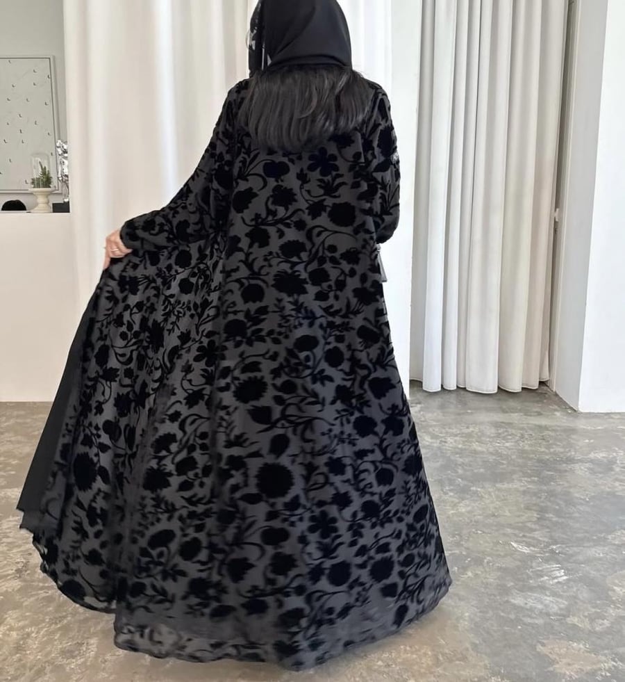 عبايه اسيا مخمل شيفون