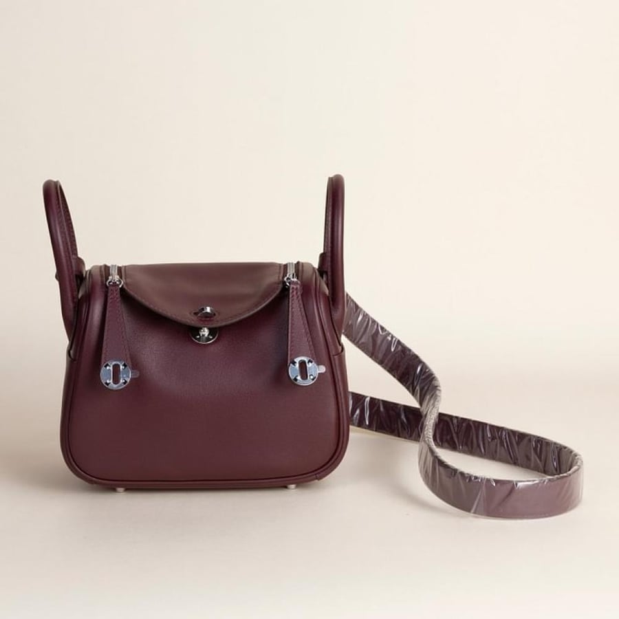 . Mini Lindy 18cm Clemence leather