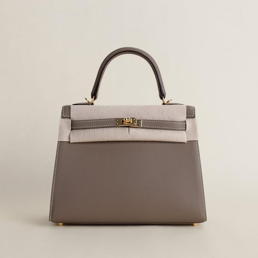 . Kelly 25cm Epsom leathers