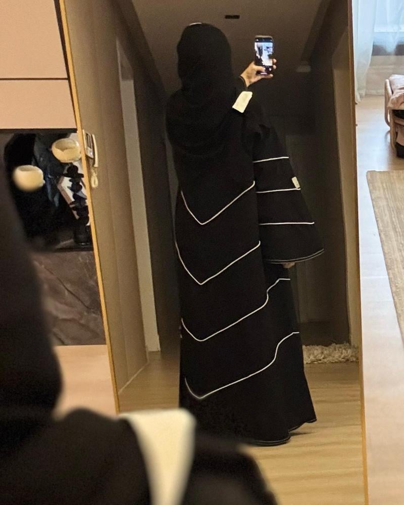 Black abaya number (217)