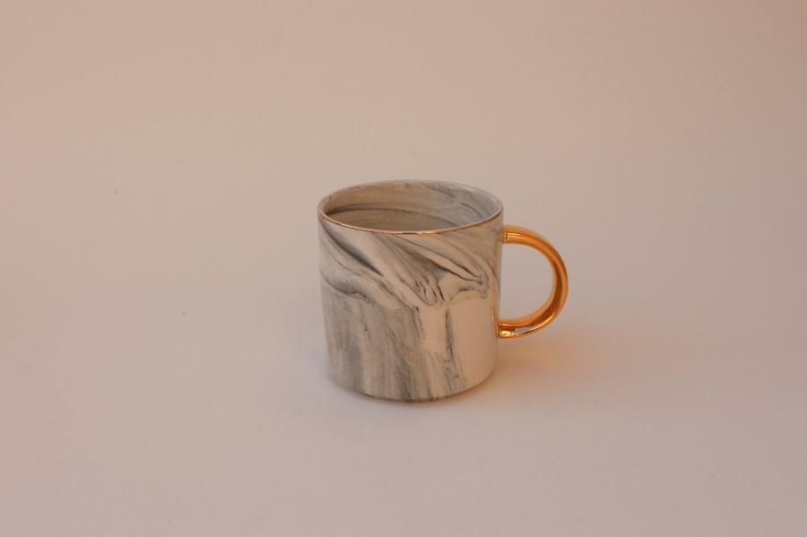 كوب marble ذهبي m08
