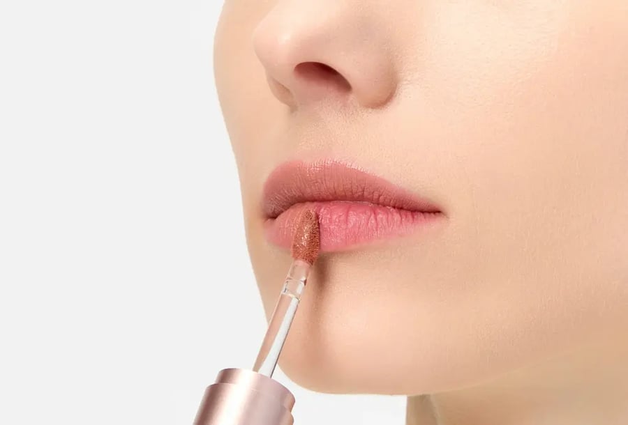 ريفلوليوشن أحمر شفاه سائل مطفي اير بلور - سايرن