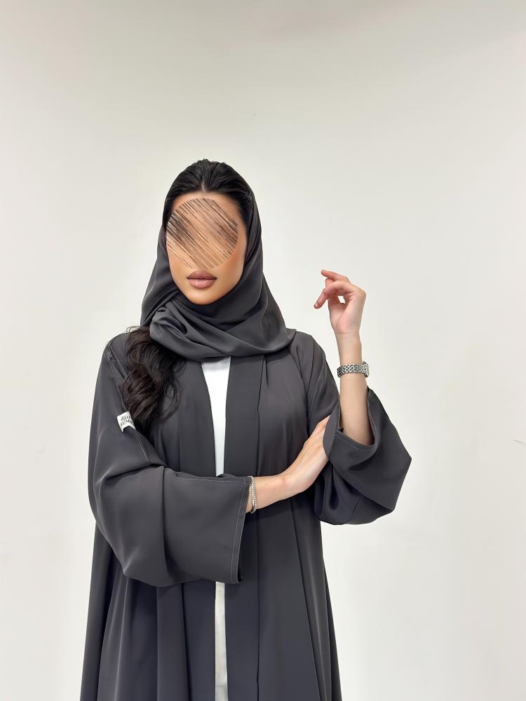 عباية كريب بارد مع ياقة امامية قصه نص كلوش