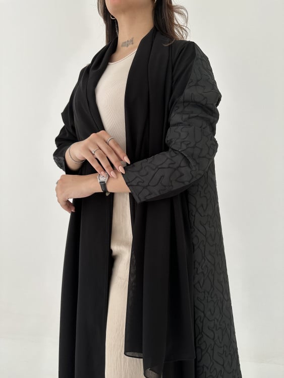 عباية كريب اسود تفته