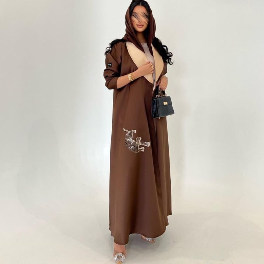 عباية تايقر - تفته بني نص كلوش - طرحة شيفون بني