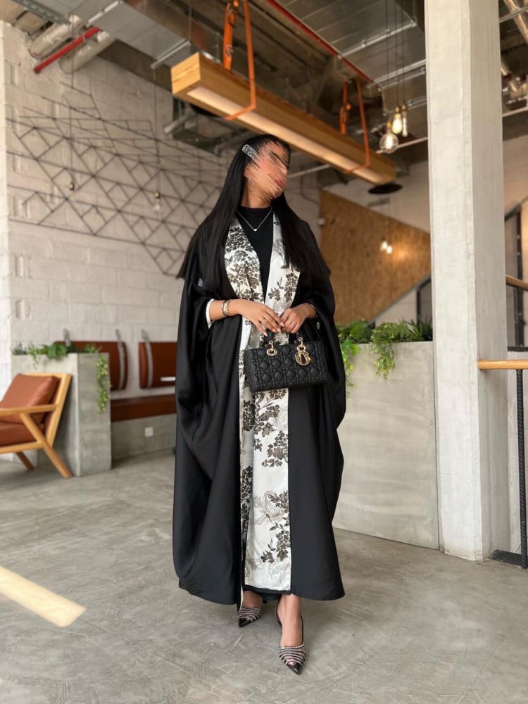 Black Bisht Abaya with silk edges - Chinese crepe fabric with a silk appearance and Indonesian chiffon hijab