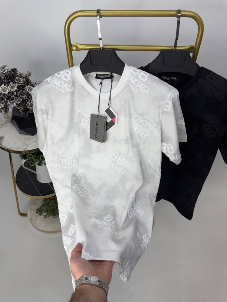 Balenciaga T-shirt