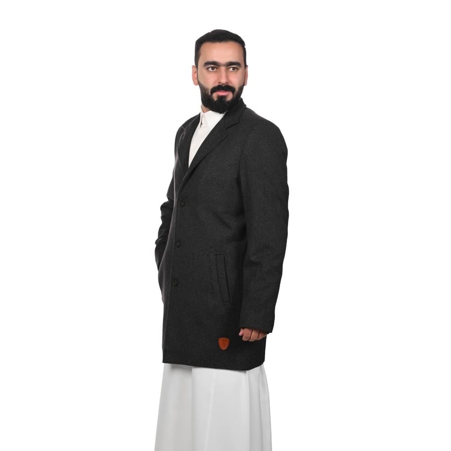 بالطو كشميري رجالي فاخر – قماش ناعم، تصميم عصري وأنيق