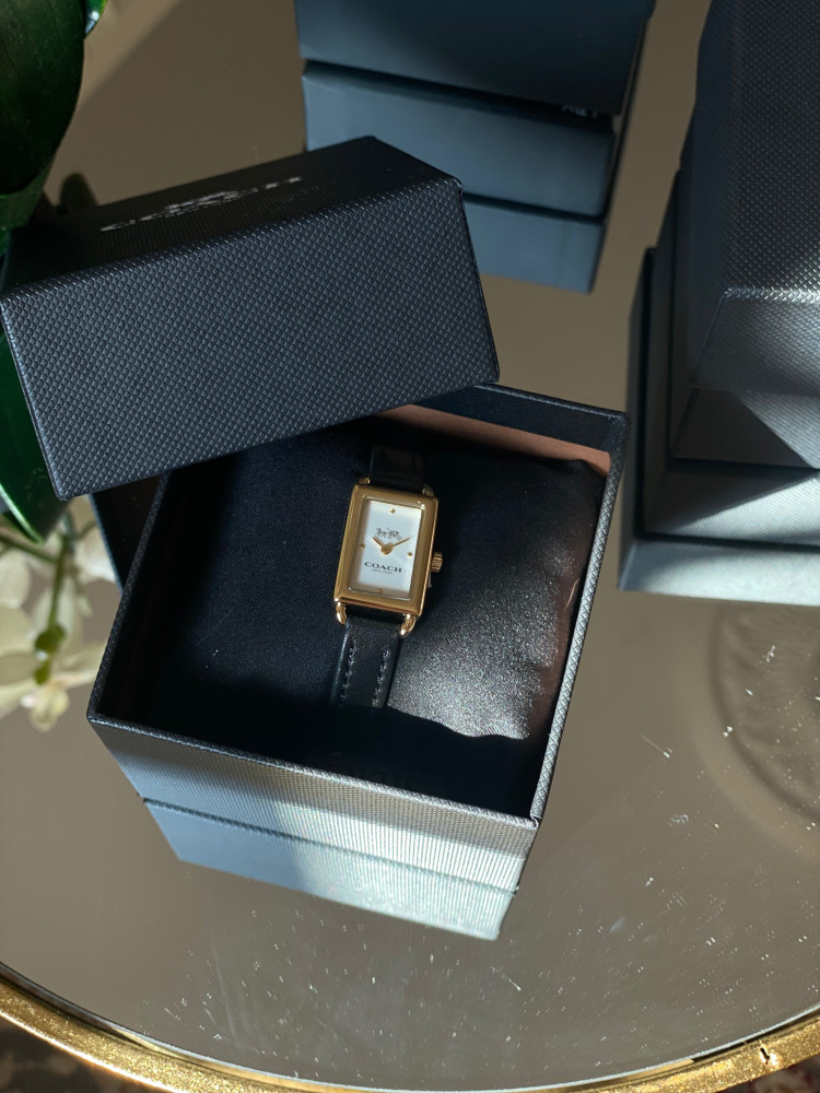 ساعه  اللون اسود Coach | كوتش