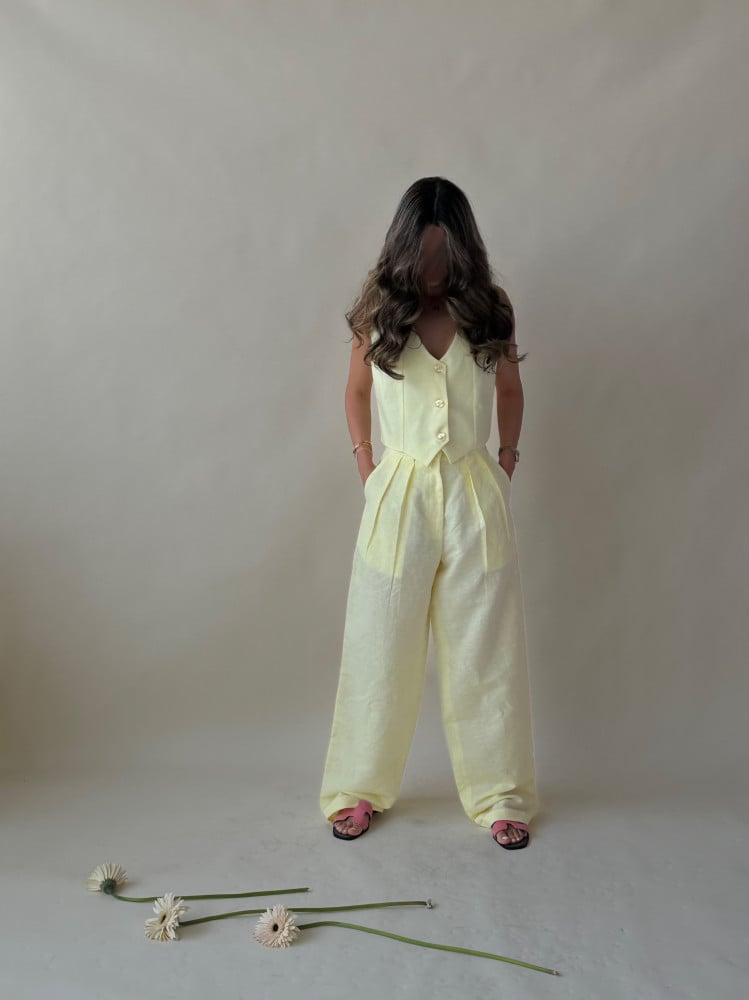 Yellow linen set