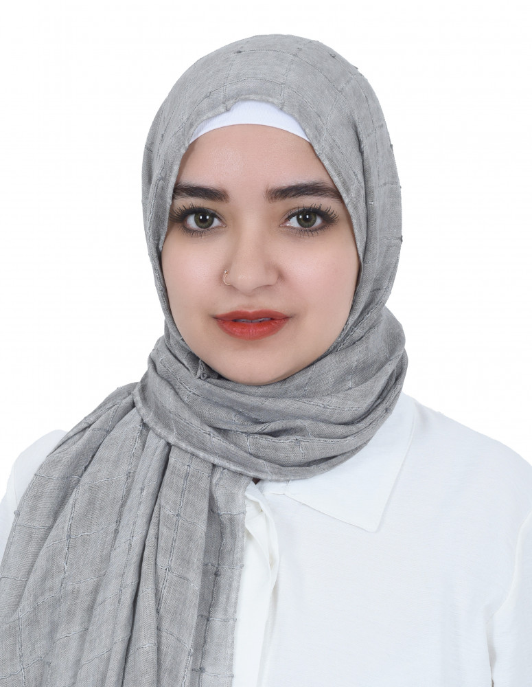 حجاب كتان مرسوم مربعات من بلاك وينج
