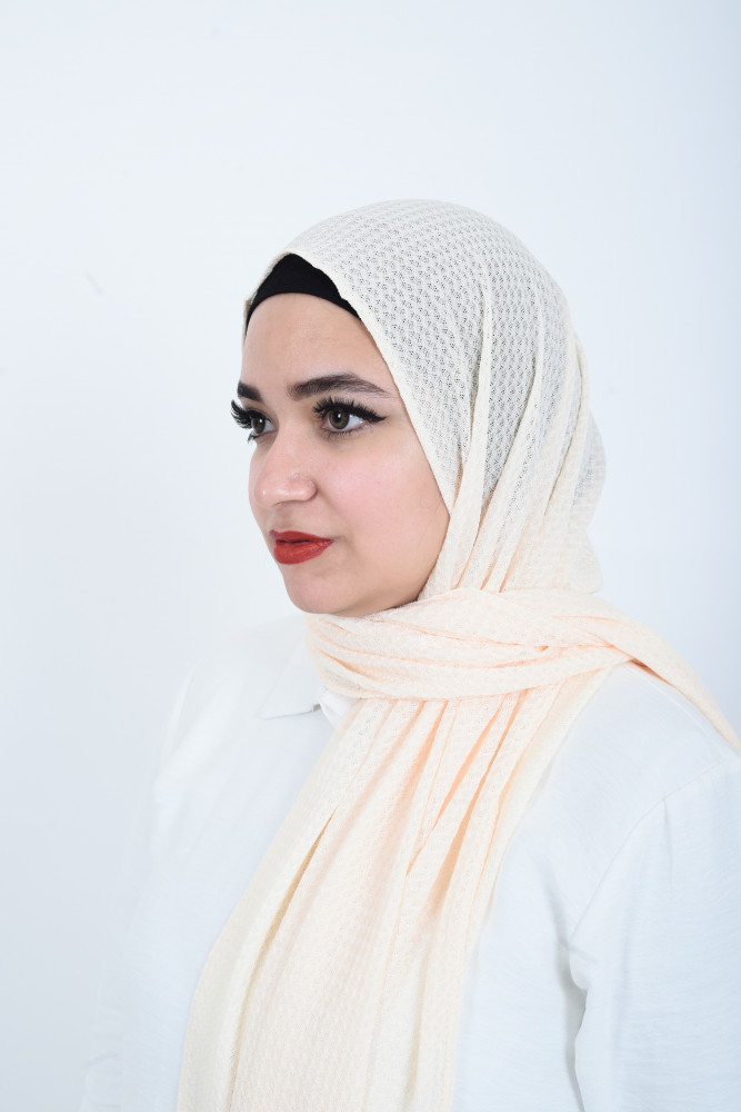 حجاب قطن شاش من بلاك وينج
