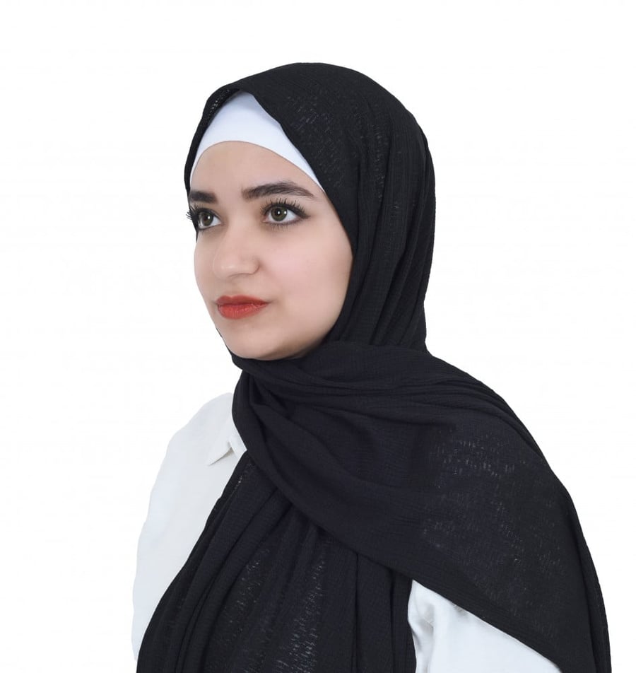 حجاب قطن مخطط من بلاك وينج