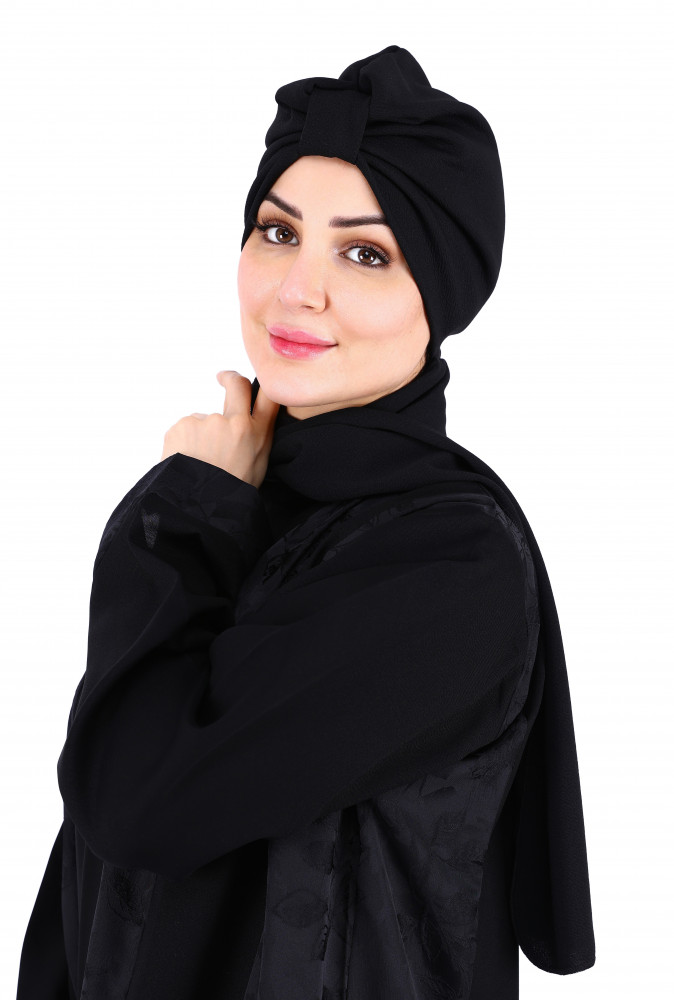 توربان أسود بعقدة مع سكارف  تألقي بالأناقة الكلاسيكية من بلاك وينج