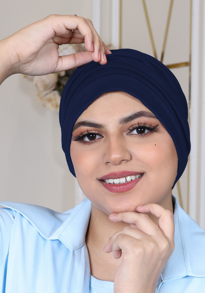 توربان آسيا متعدد الثنيات سحر اللون الكحلي وأناقة بلاك وينج