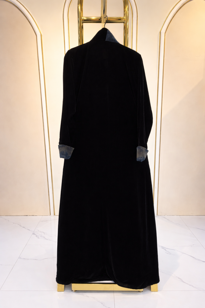 عباية مخمل مع شامواه