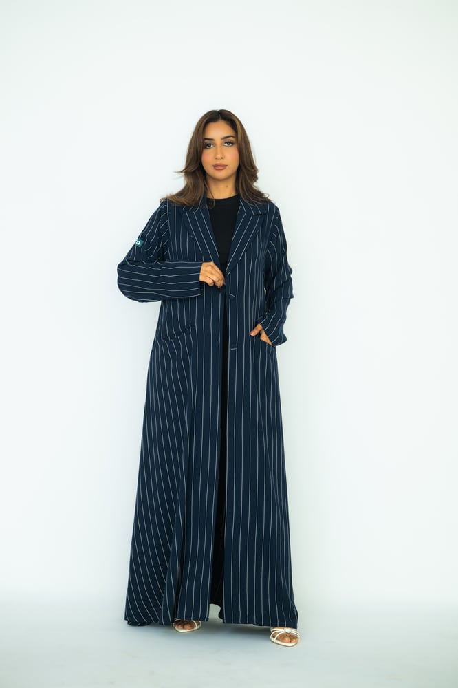 Navy blue royal abaya with stripes for a luxurious formal look