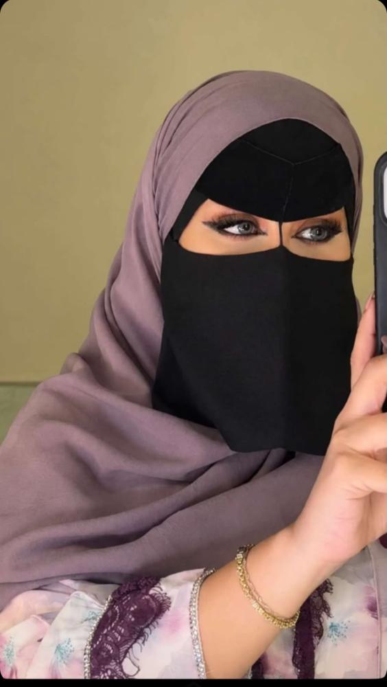 جبهه مخمل الاصلي تحت قماش الياسمين