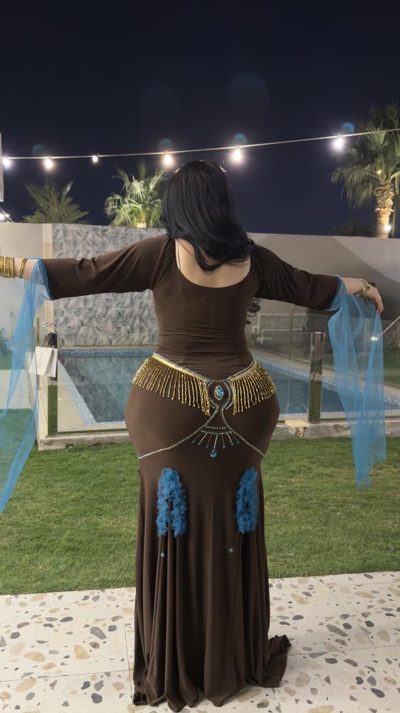 فستان بني كرستال