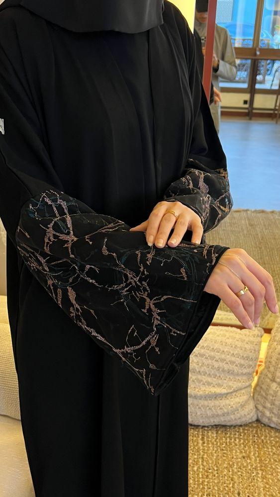 عباية سُلاف