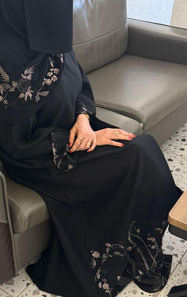 عباية روز - زاهية
