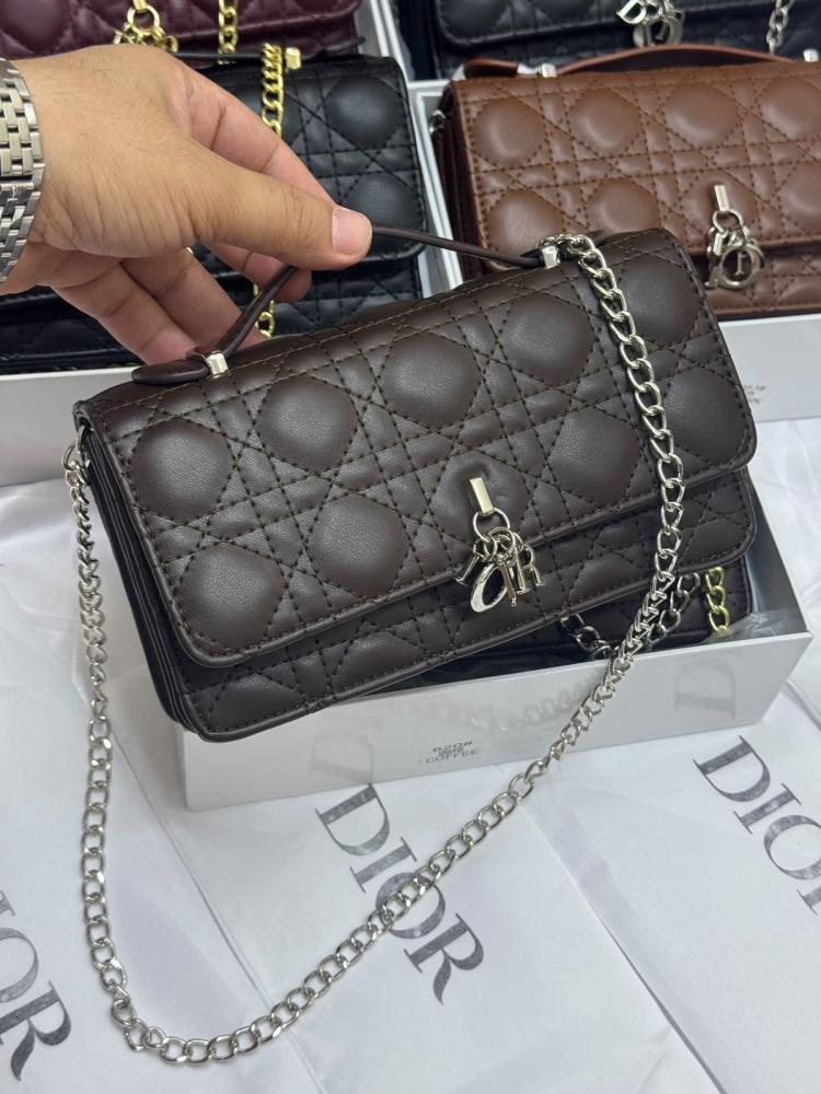 Dior   _High Quality