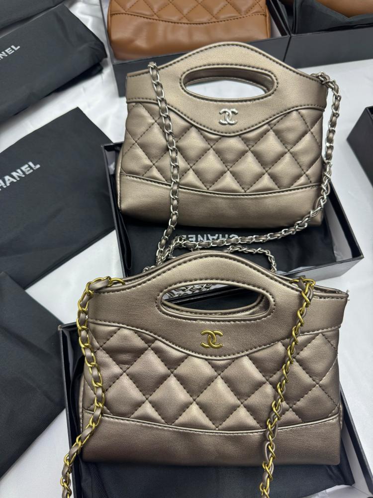 CHANEL  _High Quality