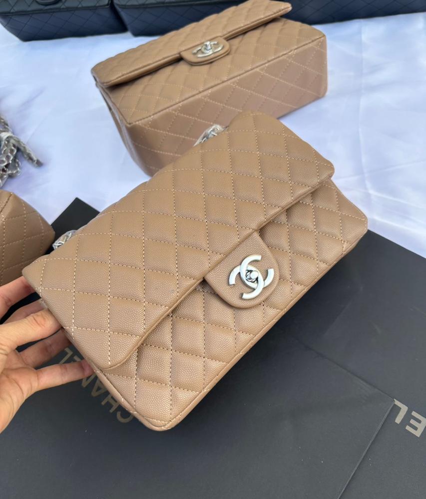 CHANEL   _High Quality