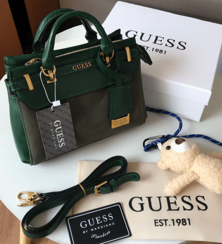 GUESS   _High Quality