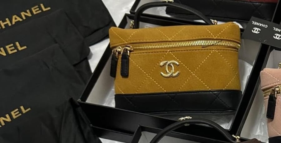 CHANEL  _High Quality