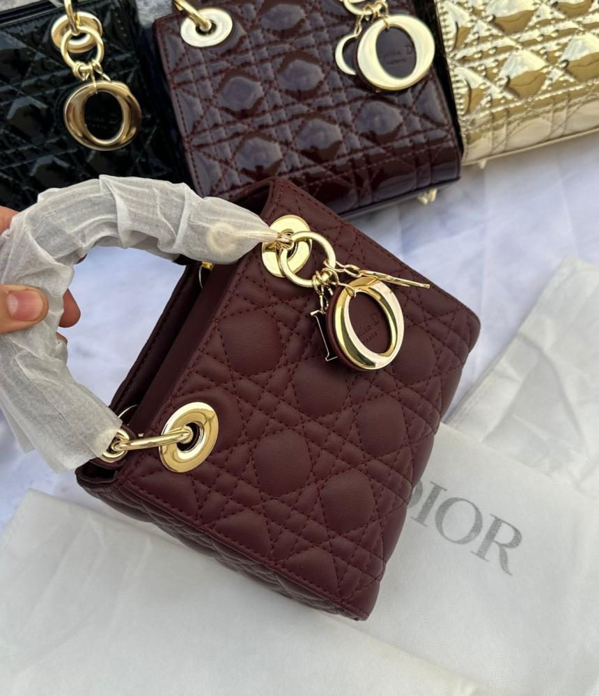 Dior   _High Quality