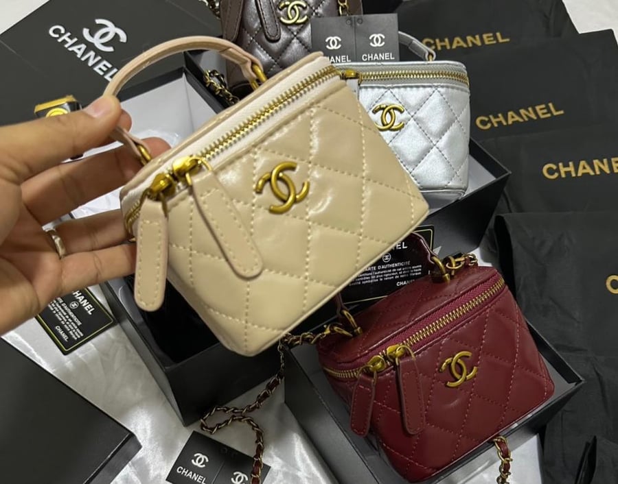 CHANEL  _High Quality