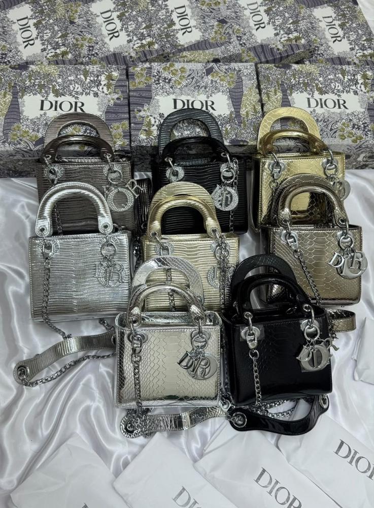 Dior   _High Quality