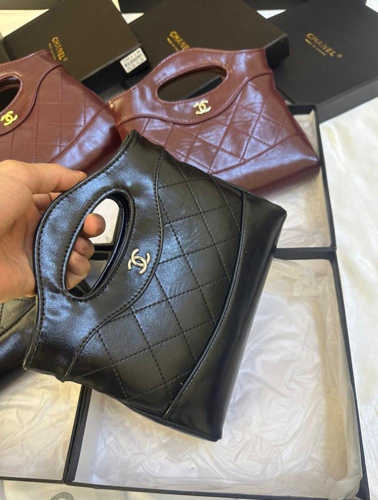 CHANEL   _High Quality