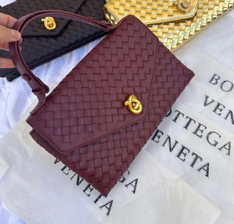 BOTTEGA _High Quality